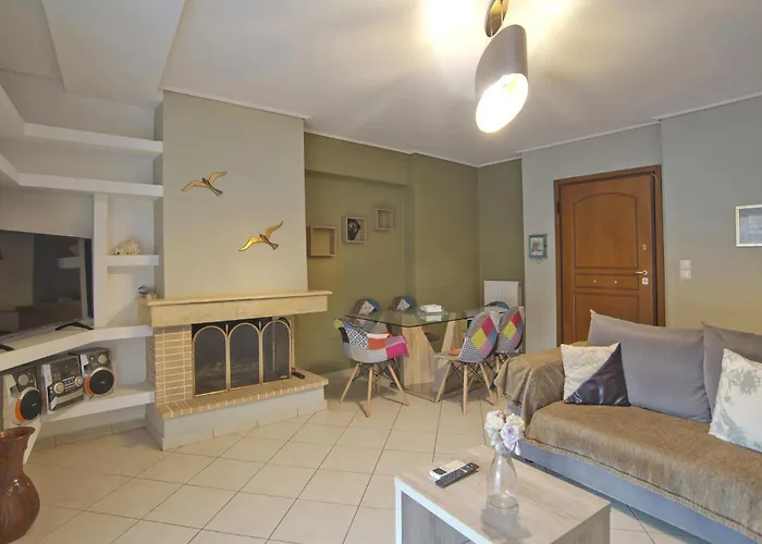 Seaside Spacious 2 Bedroom 2Ba, Sea View Apt