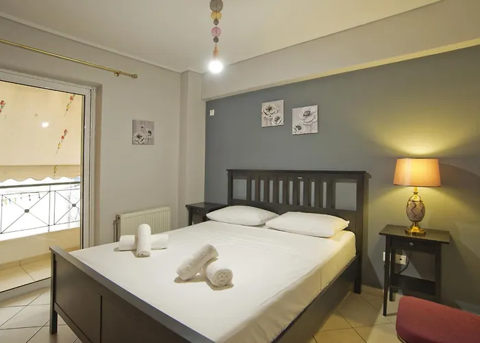 Seaside Spacious 2 Bedroom 2Ba, Sea View Apt
